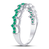 10kt White Gold Womens Round Emerald Scalloped Stackable Band Ring 1/4 Cttw